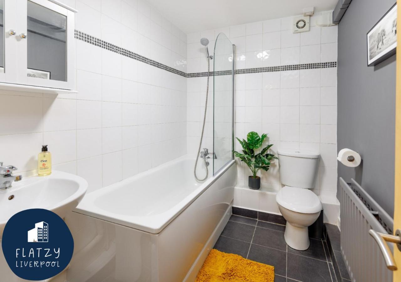 Flatzy - Modern Apartment Close To Football Stadiums Liverpool Eksteriør billede
