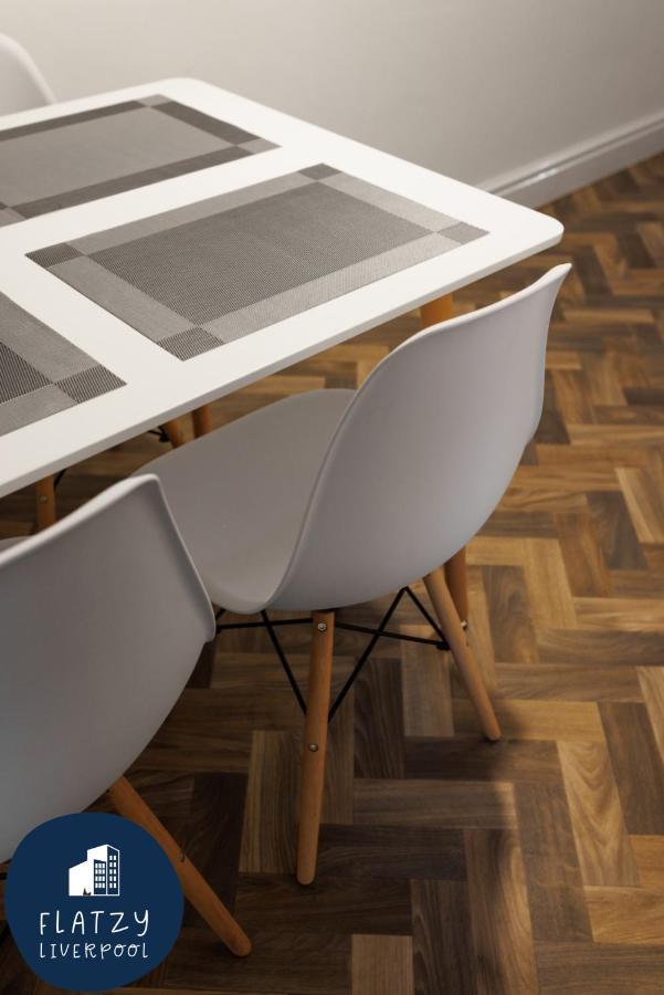 Flatzy - Modern Apartment Close To Football Stadiums Liverpool Eksteriør billede